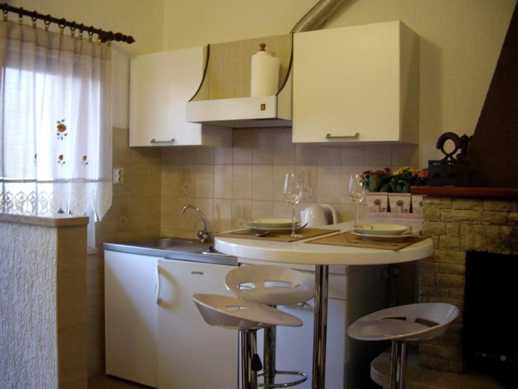 Adria Apartments Pula Eksteriør billede